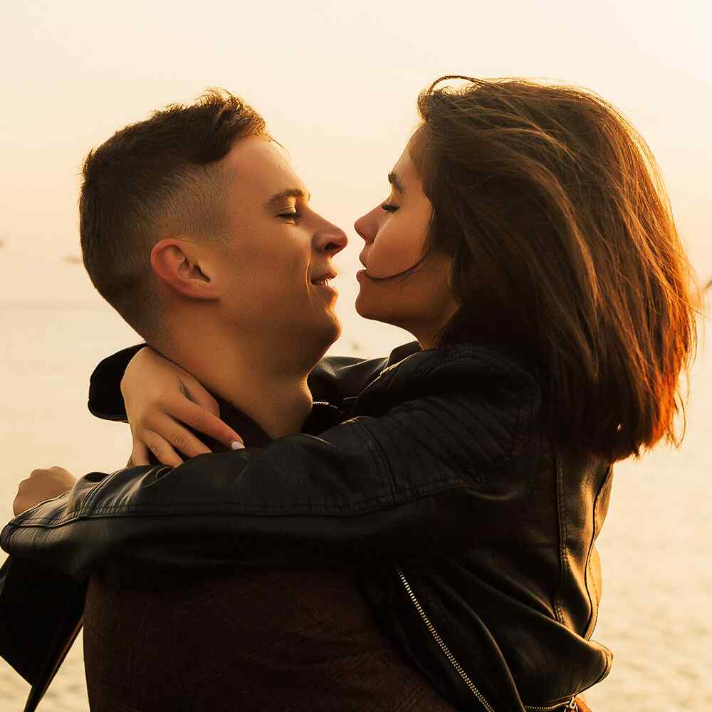 https://www.steinke-fotografie.de/wp-content/uploads/2020/12/image_couples_about_04.jpg